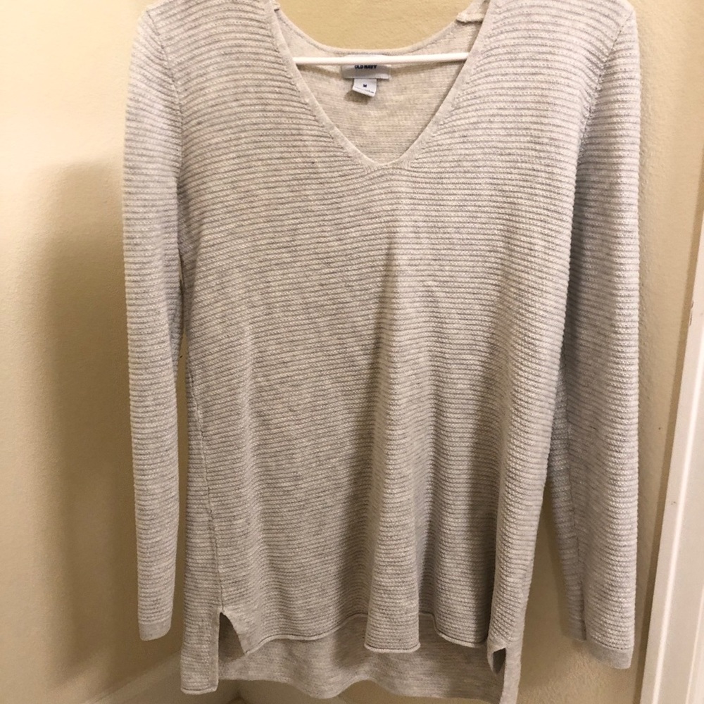 Light grey long sleeve
